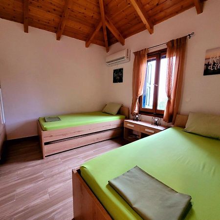 Giannitsa'S House Villa Galaxidi Bagian luar foto